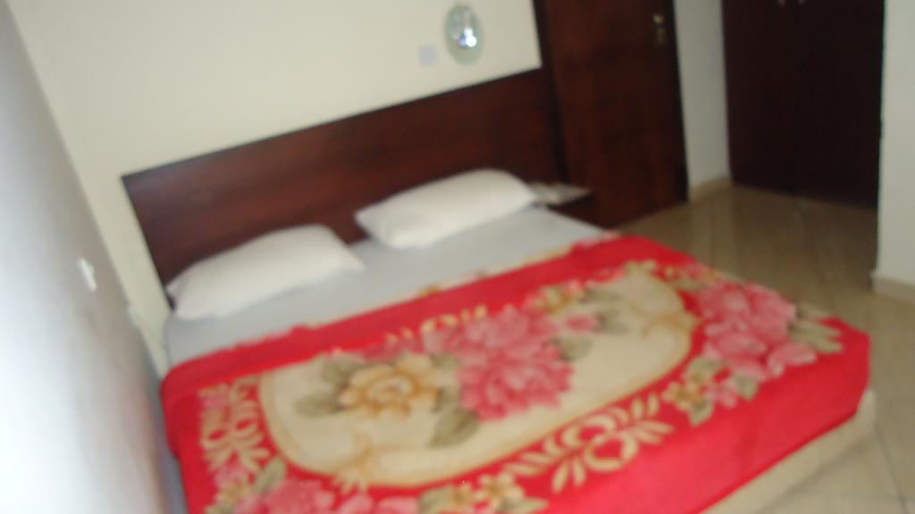 Wadoma Royale Hotel Kumasi Kamer foto