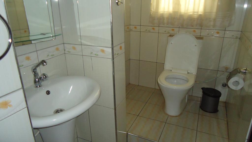Wadoma Royale Hotel Kumasi Kamer foto